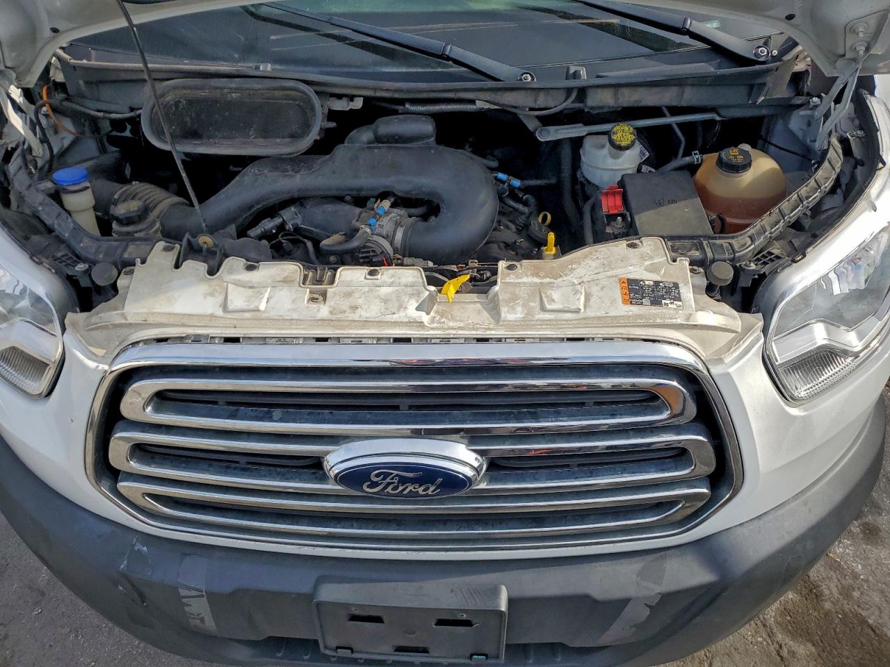 Ford Transit T-250 Image 7