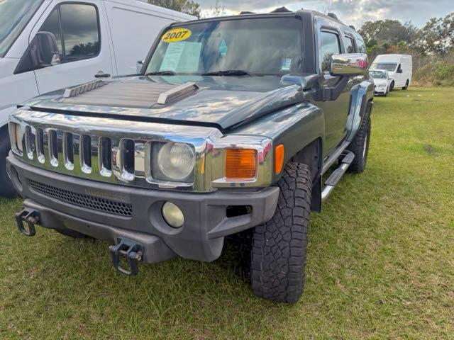 HUMMER H3 Image 3