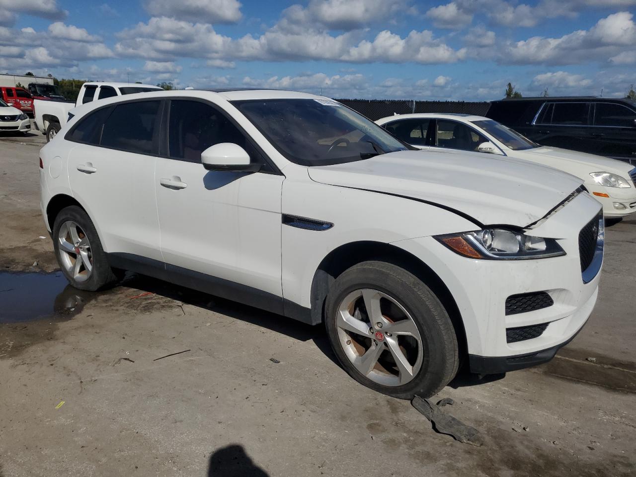 Jaguar F-PACE Premium Image 5