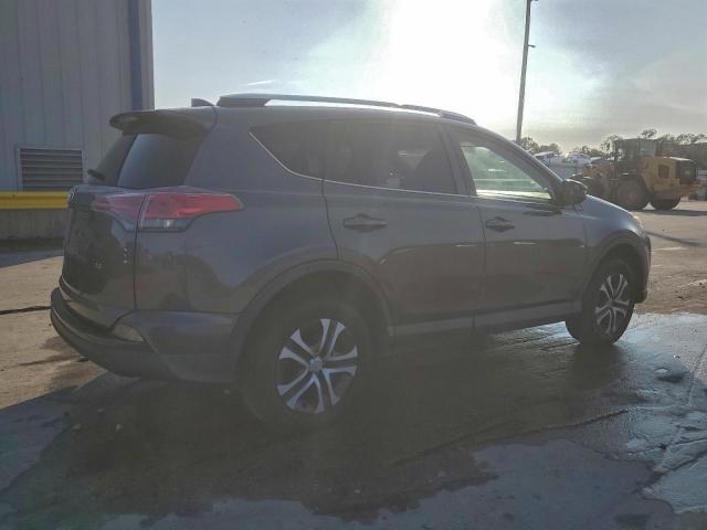 Toyota RAV4 Le Image 6