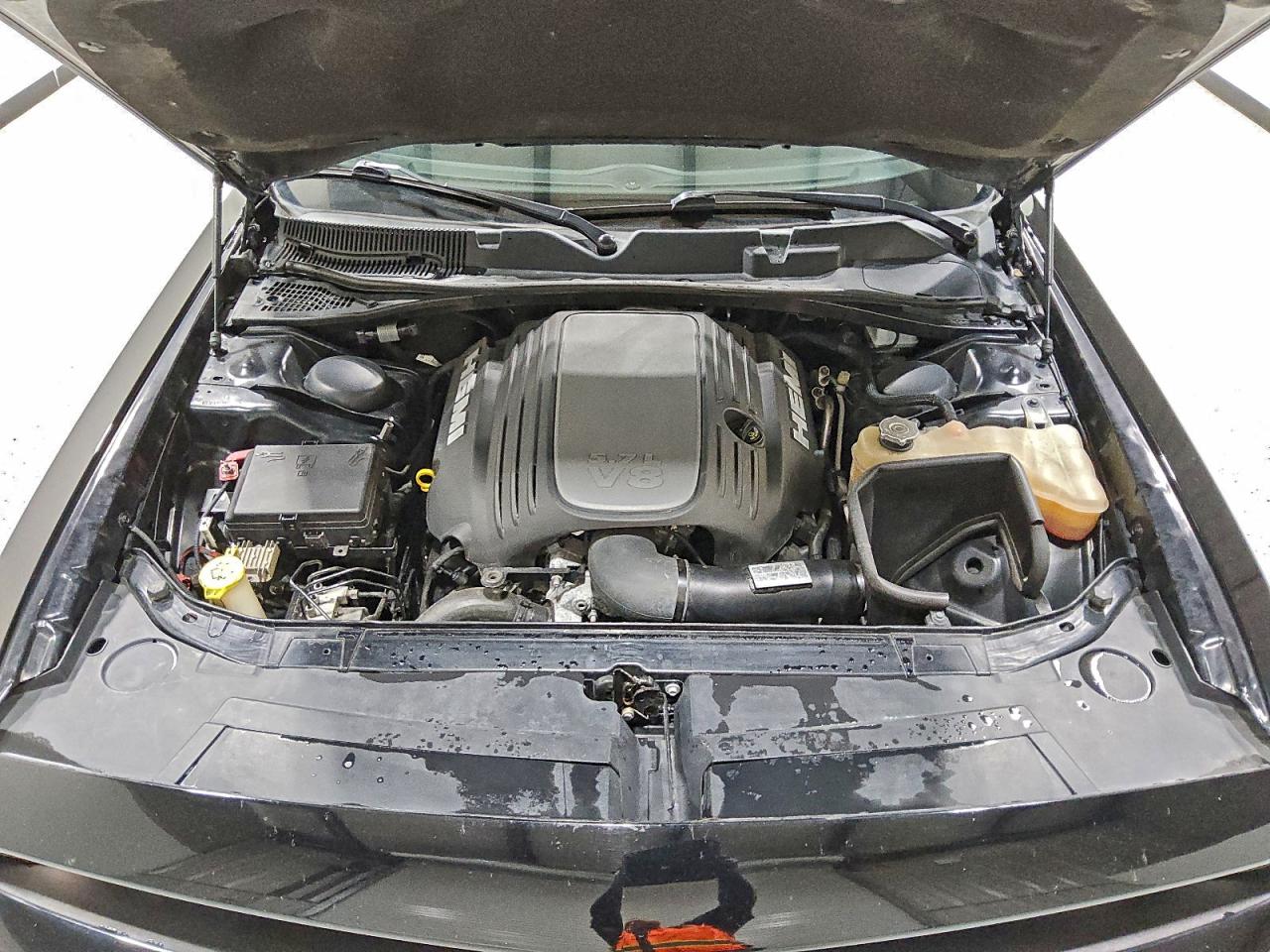 Dodge Challenger R/t Image 4