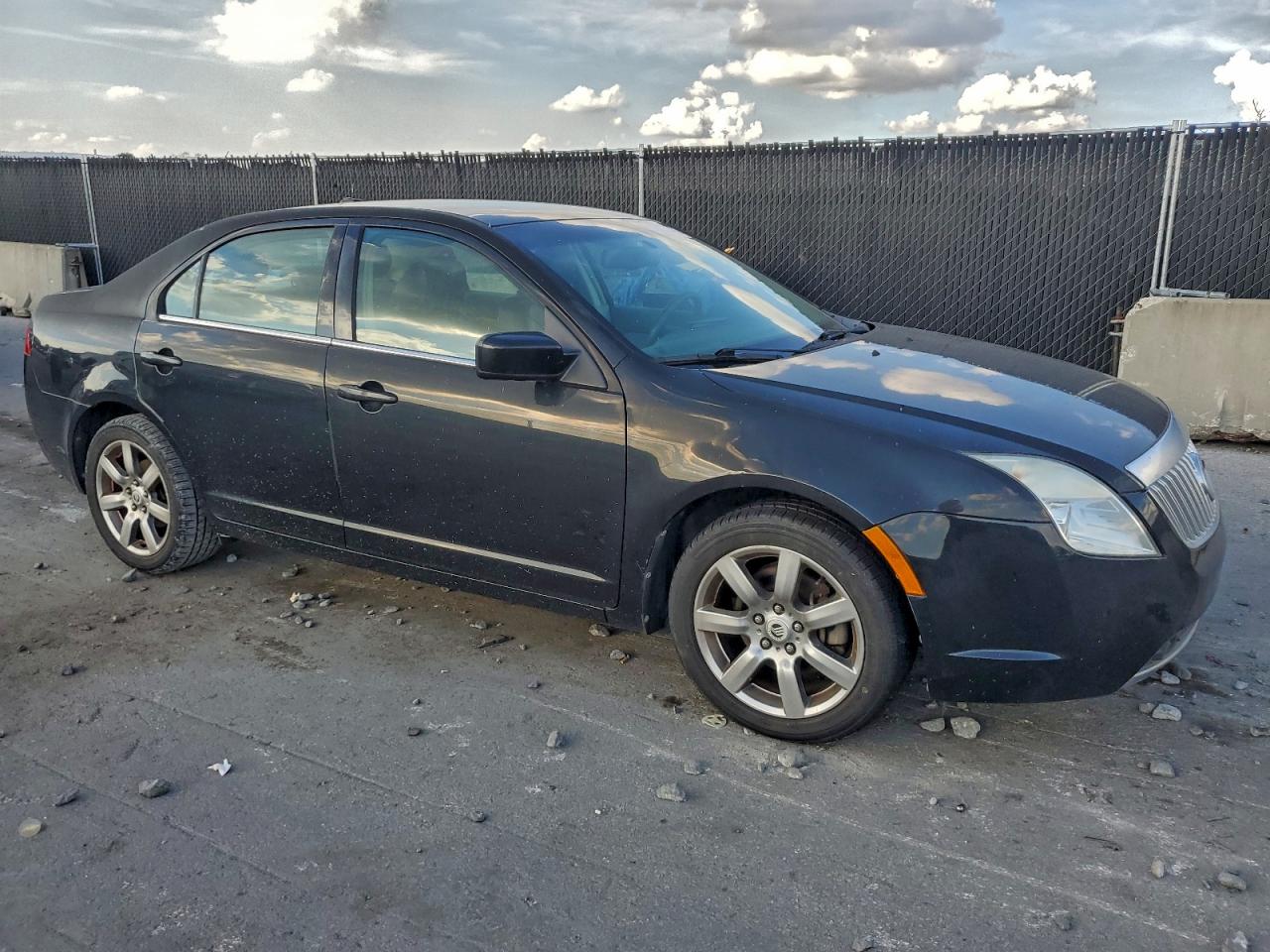 Mercury Milan Premier Image 4