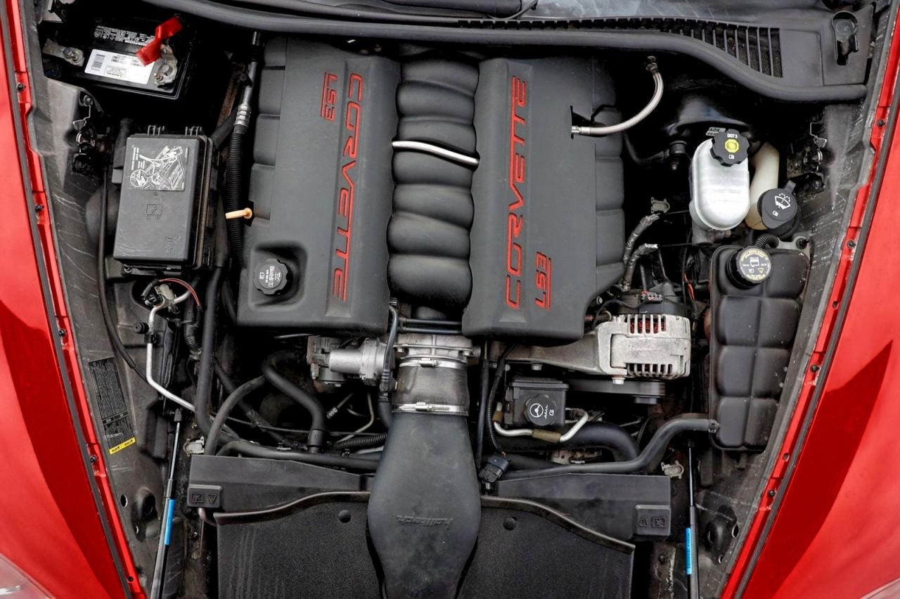 Chevrolet Corvette Image 7